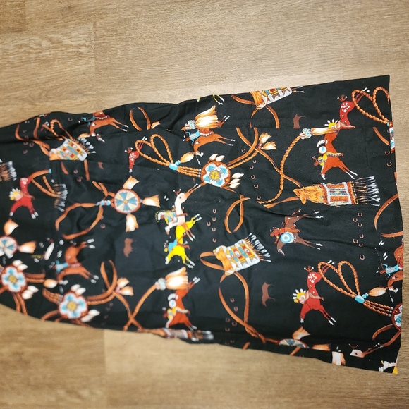 Robellas Native American print vintage skirt set - Picture 9 of 15